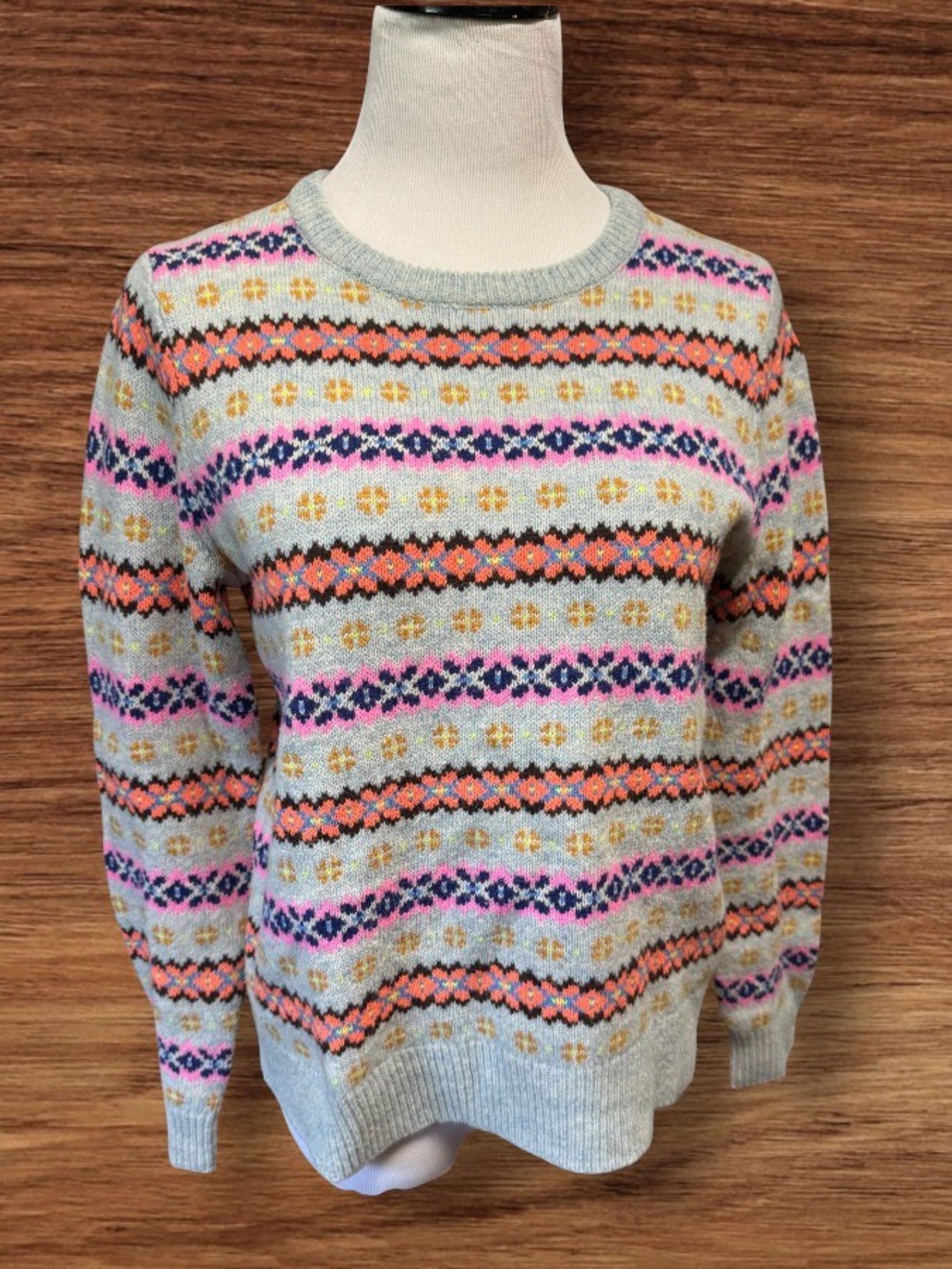 Like new! J.Crew Fair Isle Crewneck Sweater in a light gray base SZ m